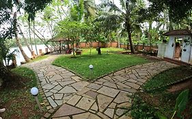 Greenchromide Homestays