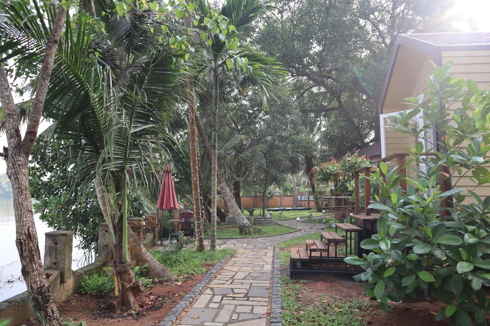 Greenchromide Homestays Mundrothuruth Exterior photo